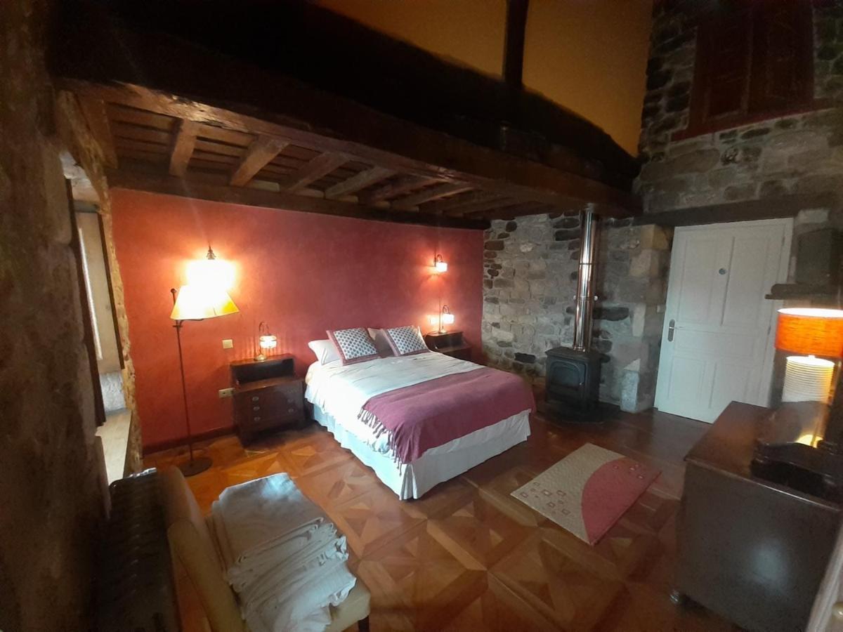 Hotel La Casona De Barrio, Alto Campoo Barrio  エクステリア 写真