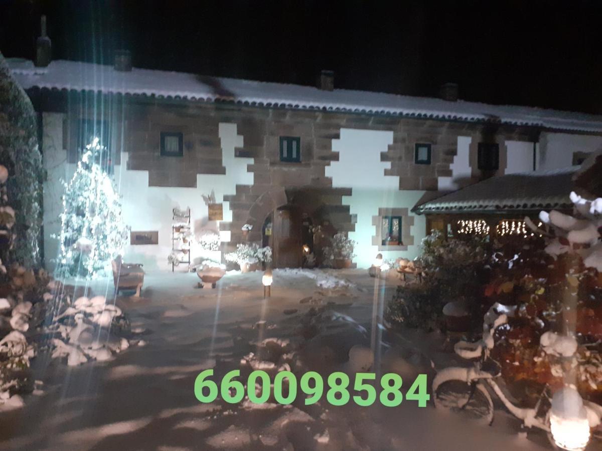 Hotel La Casona De Barrio, Alto Campoo Barrio  エクステリア 写真